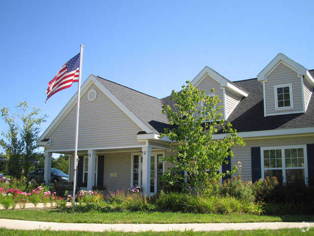 Building Photo - Hillside Club Apartments