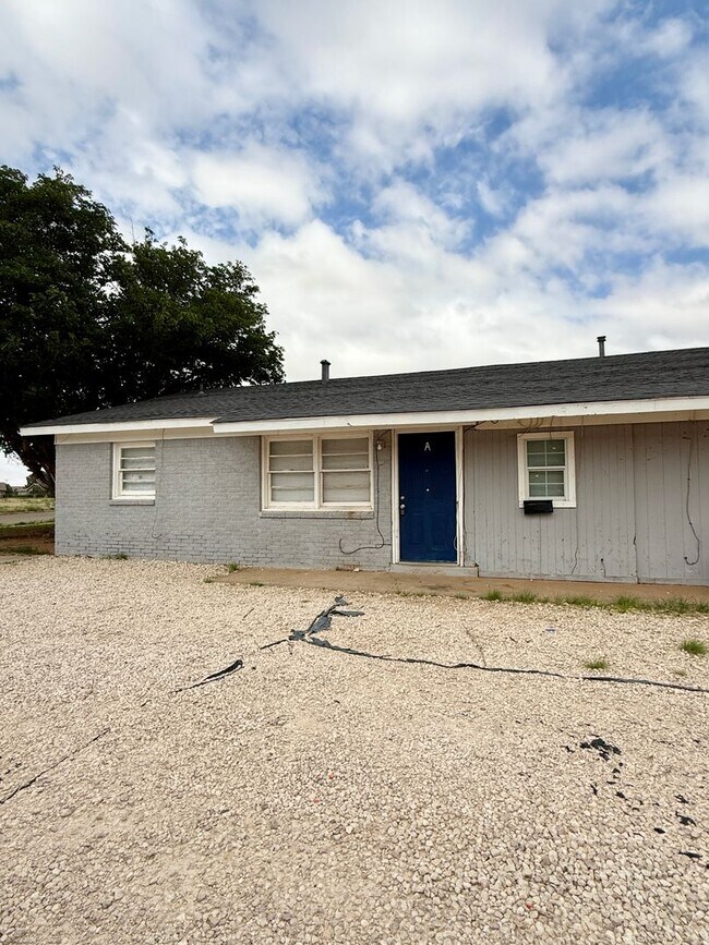 Building Photo - 1732 E Dartmouth St