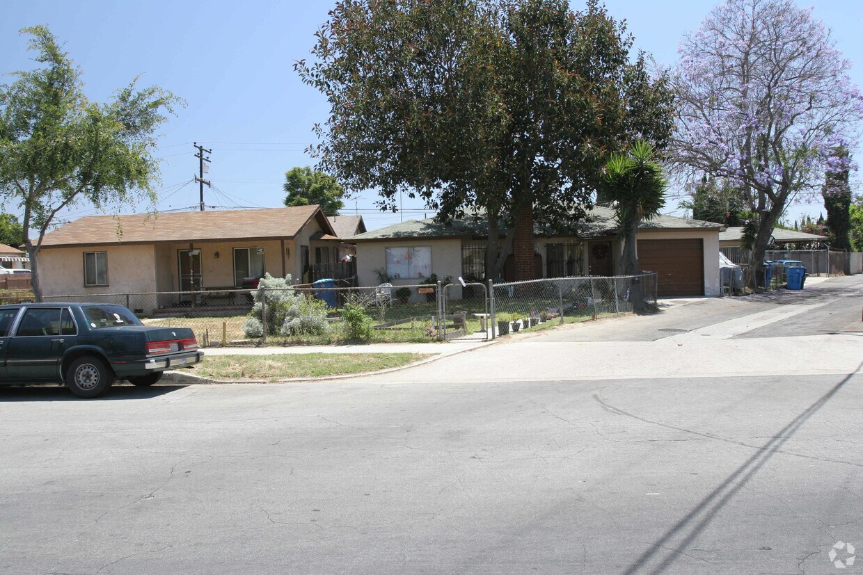 Primary Photo - 6018 Buell St