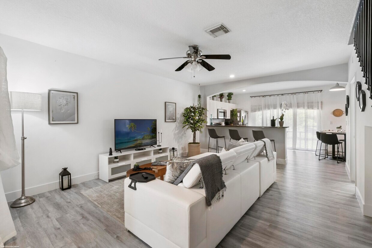 Foto principal - 1543 Westchester Ave