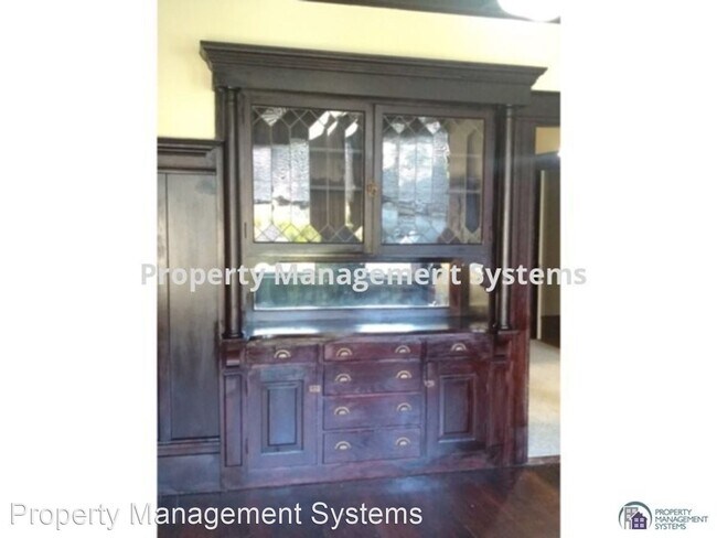 Foto del edificio - 2728-2730 Sutter St