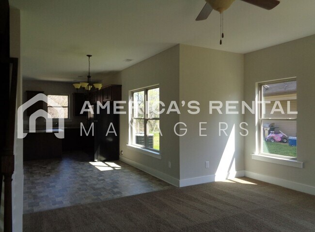 Foto del edificio - Beautiful Home for Rent in Tuscaloosa... Available to View Now!!!