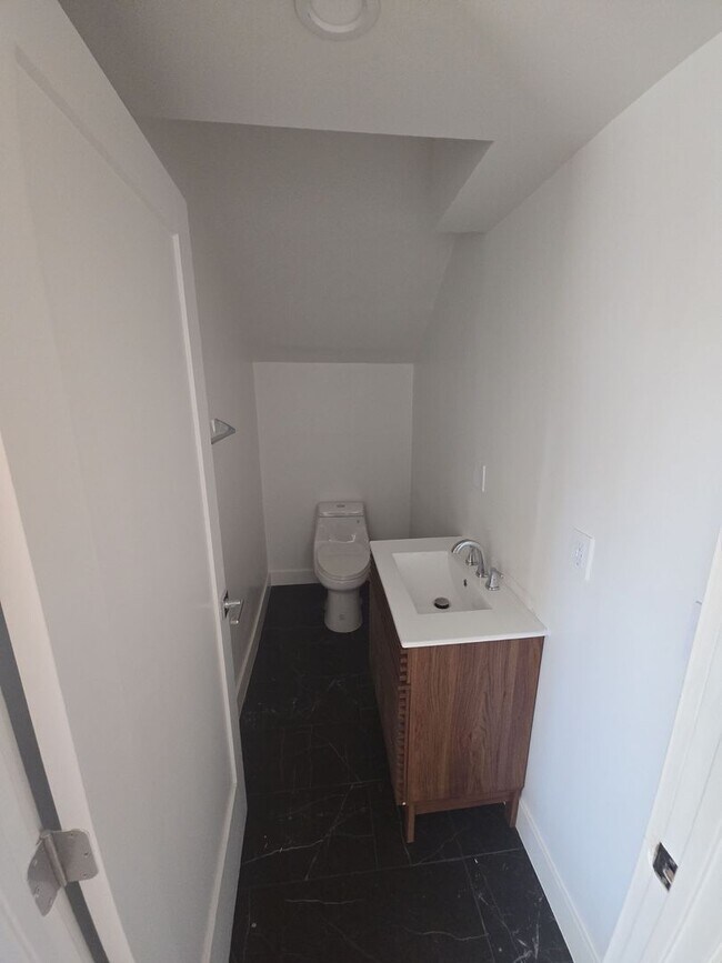 Foto del edificio - Brand-New Modern ADU | 2 Bed | 1.5 Bath | ...