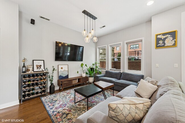 Foto del edificio - 1142 N Wood St