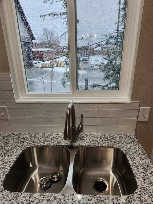 Foto del edificio - 2112 E Donegal Cir