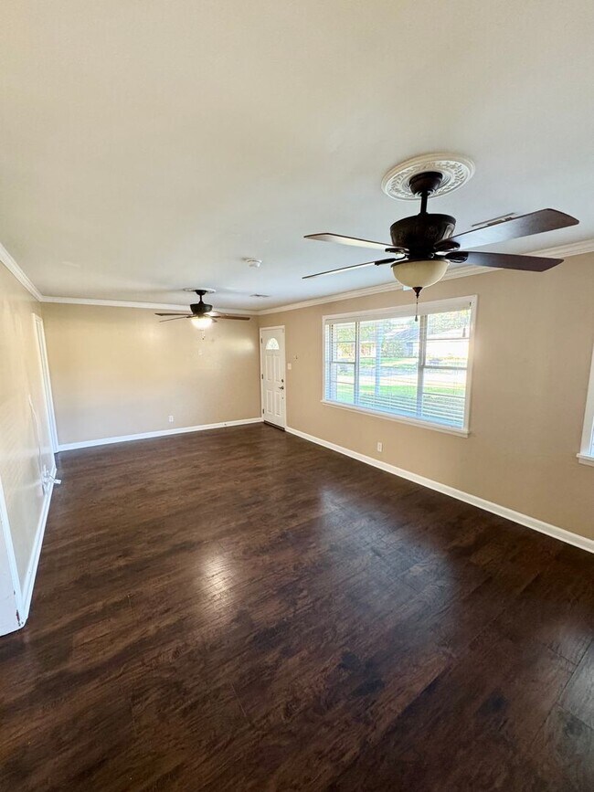 Foto del edificio - Shreveport Home