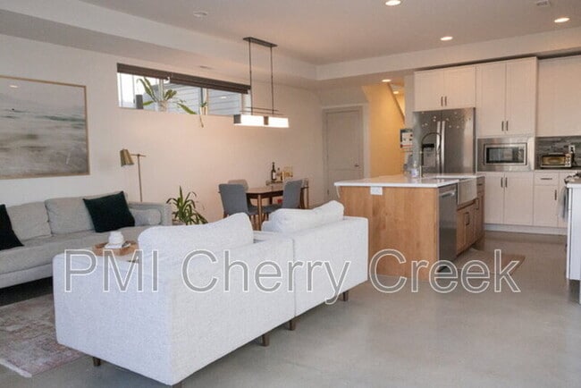 Foto del edificio - 2819 Jackson St