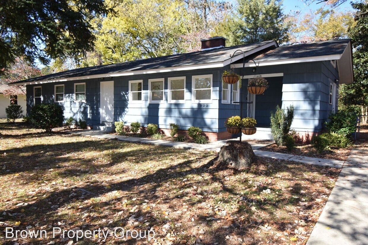 Primary Photo - 3 br, 2 bath House - 3022 Cliffdale Rd