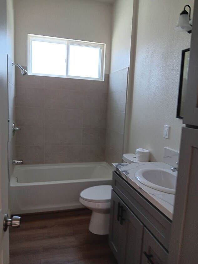 3919 Fernwood Ave, Lynwood, CA 90262 House Rental in Lynwood, CA