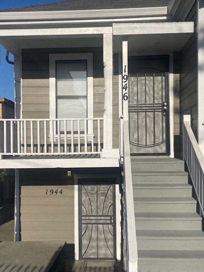 Building Photo - 1946 E 20th St