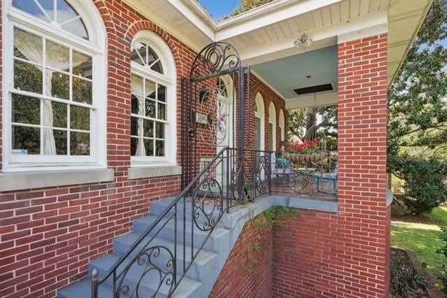 Building Photo - 3570 Gentilly Blvd