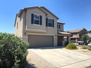 Building Photo - 4415 E High Point Dr