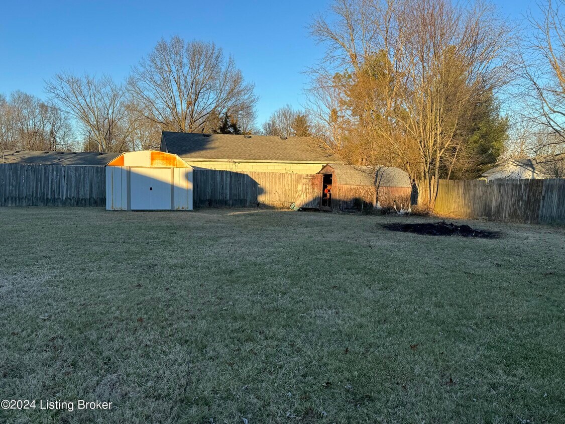 Building Photo - 6504 Cross Brook Dr