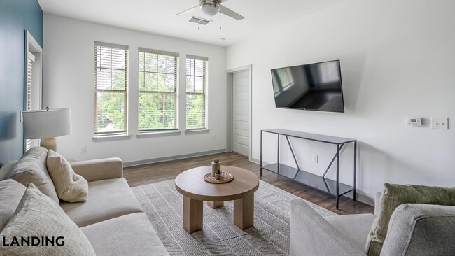 Foto del edificio - 100 Wildwood Ct
