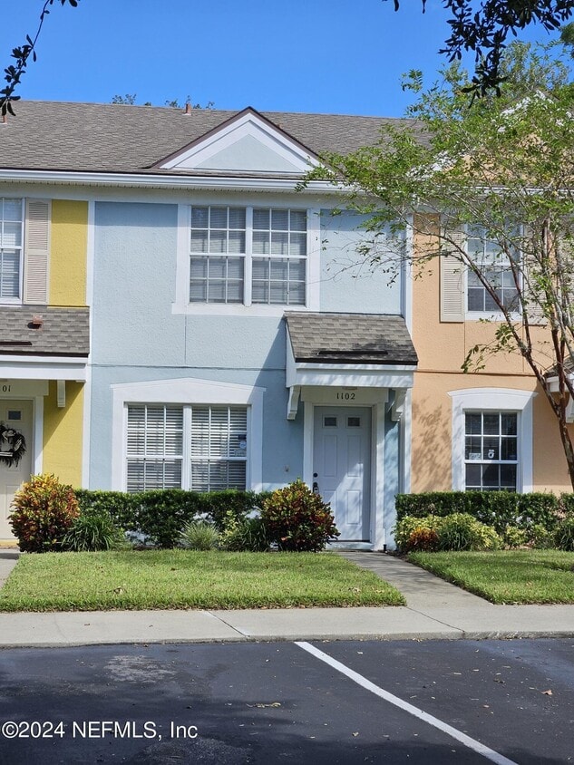 12311 Kensington Lakes Dr Unit 1102, Jacksonville, FL 32246 Condo for