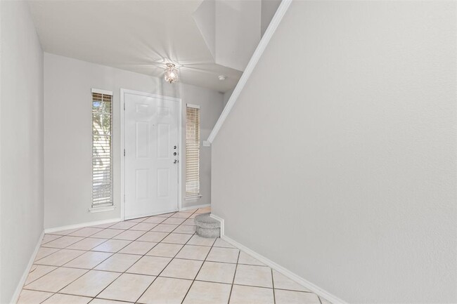 Building Photo - 3304 Kissman Dr