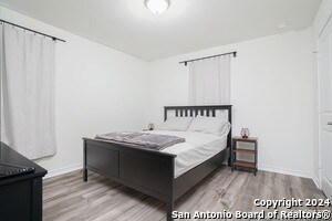 Foto del edificio - 2423 Bart Cv