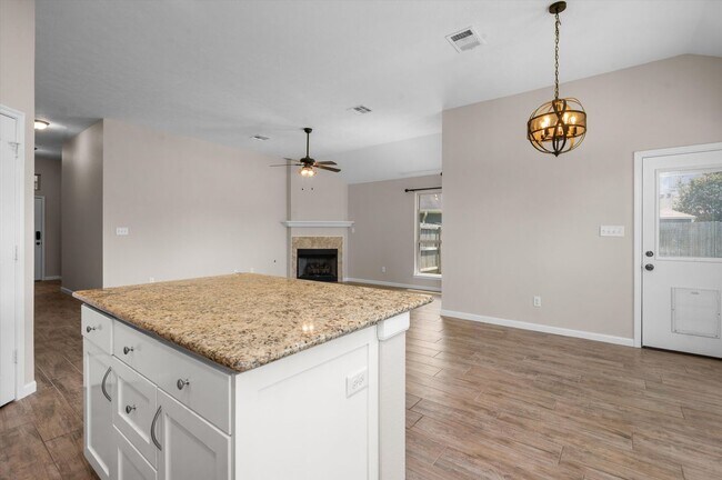 Building Photo - 3075 Positano Loop