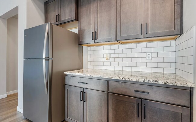 Building Photo - 4 Bed 3 Bath Single Level Home in Great Neighborhood