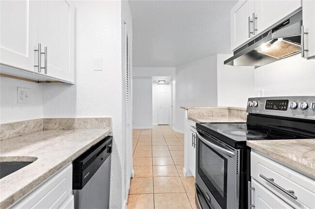 Foto del edificio - 11632 NW 26th Ct