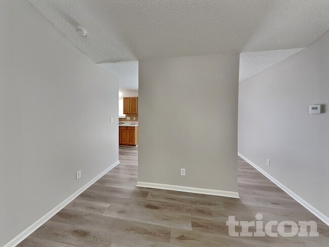 Foto del edificio - 3008 Westwinds Ct