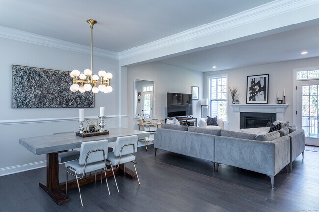 Building Photo - 175 Ridgewood Dr