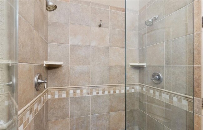 Foto del edificio - Comfortable Living in a Quiet Community