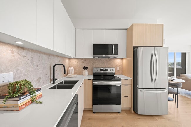 Building Photo - Solomon Langley Apartments