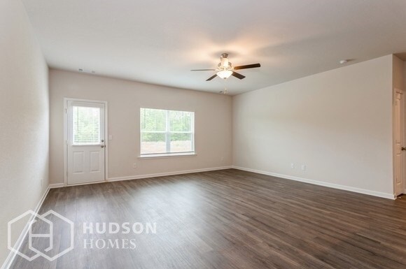 Foto del edificio - NEW CONSTRUCTION! - 1344 Deutz Drive, Locu...