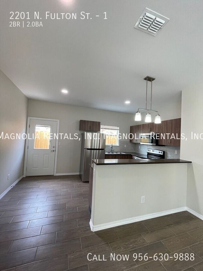 Foto del edificio - 2201 N Fulton St