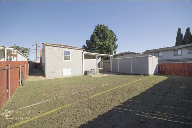 Building Photo - Beautiful 4B/3BA Home 1 Mile from SDSU!