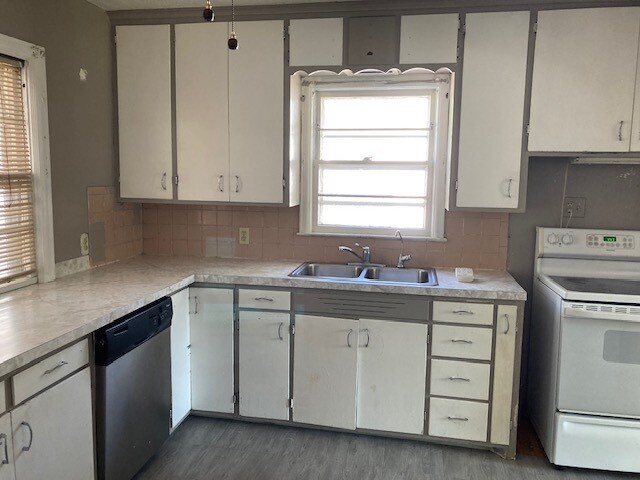 Foto del edificio - 2708 W John St