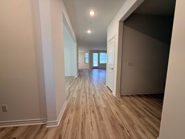 Building Photo - 84935 Corso Ct