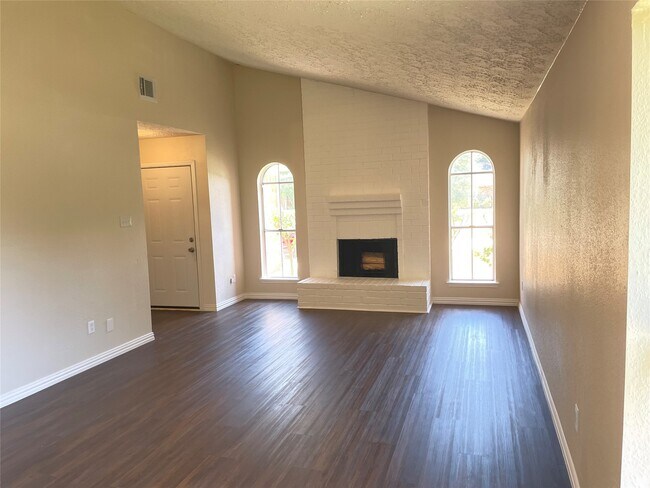 Building Photo - 22826 Elkana Deane Ln