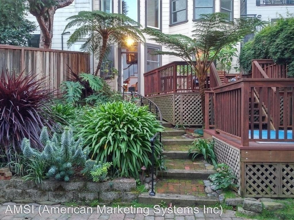 Primary Photo - 2 br, 1 bath House - 2372 Vallejo Street