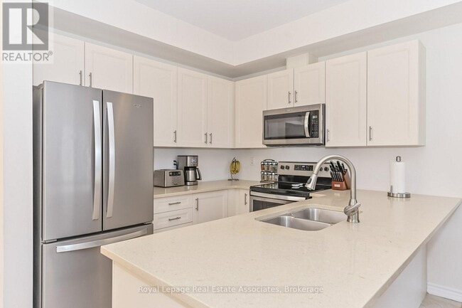 Building Photo - 88 Decorso Dr