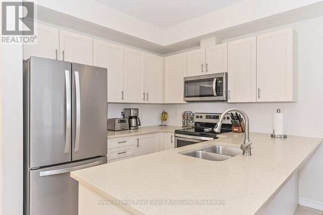 Photo du bâtiment - 88 Decorso Dr