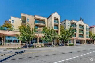 Building Photo - 14300 Greenwood Ave N