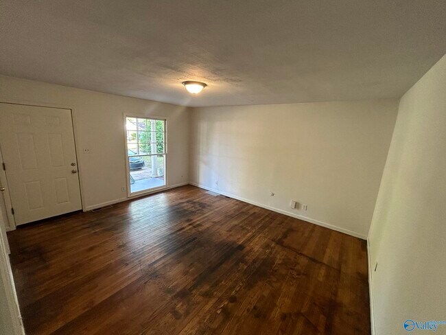 Foto del edificio - 603 Hal St NW