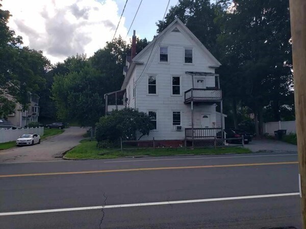Primary Photo - 322 Hilldale Ave