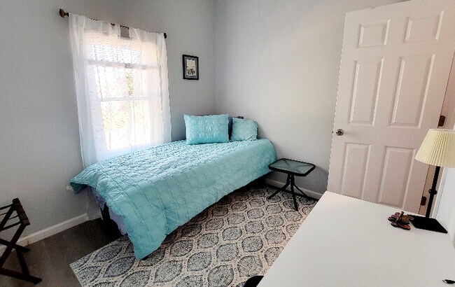 Foto del edificio - 309 S John St