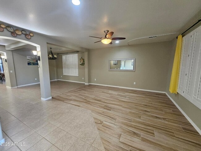 Foto del edificio - 3216 S Cottonwood Dr