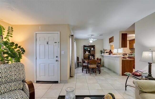 Foto del edificio - 6932 Kilgore Dr