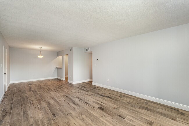 Building Photo - 2700 N Highway A1A