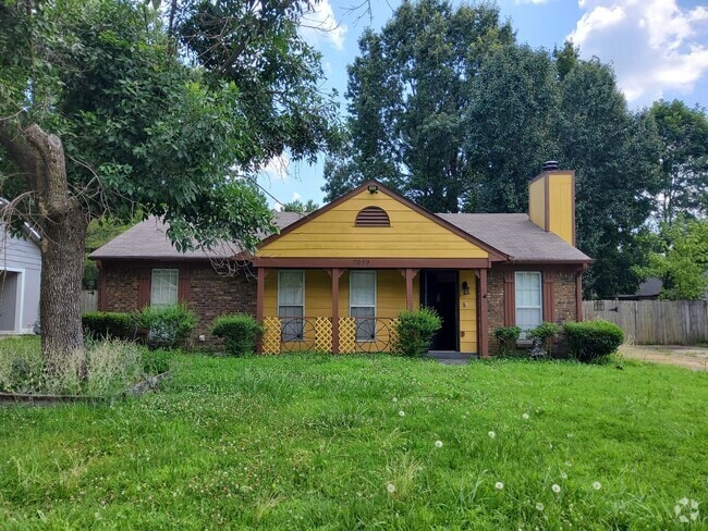 Building Photo - 7099 Petten Dr