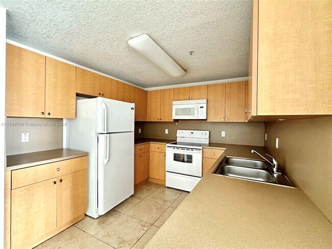 Foto del edificio - 435 SW 12th Ave