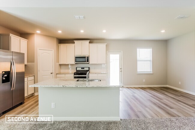 Building Photo - 2109 Erlinda Dr