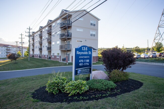 Photo du bâtiment - 135 Reynolds St