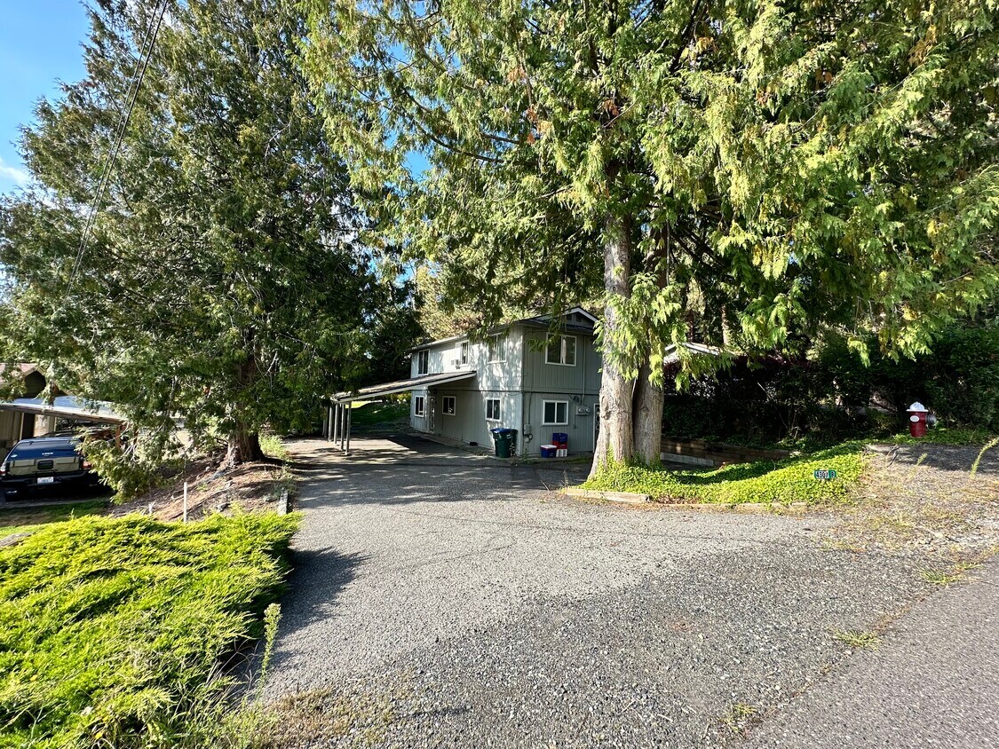 Primary Photo - 4307 Frances Ave