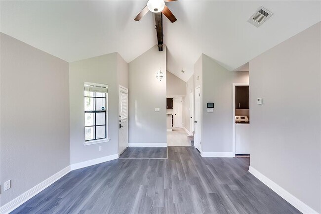 Foto del edificio - 1143 Orchard Park Cir